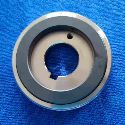 SiC-Schubscheibe in individueller Größe mit Korrosionsbeständigkeit und hoher Wärmeleitfähigkeit für Motorpumpen in Dosen